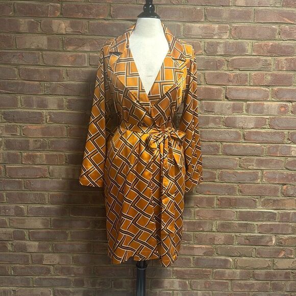 FOREVER 21 Women’s Geo Print Satin Duster Coat Size Large NEW - Picture 3 of 9